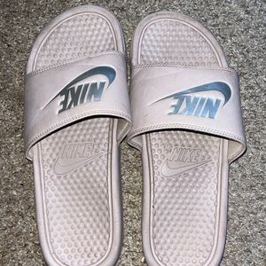 Nike slides